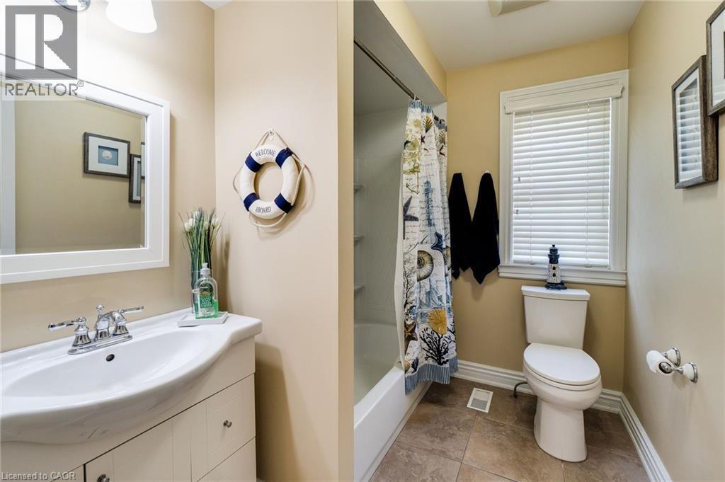 1026 BEACH Boulevard, Hamilton, Ontario, L8H6Z4 — Photo 33