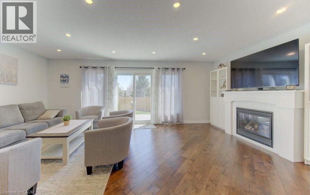 11 FREY Crescent, Kitchener, Ontario, N2E4L5 — Photo 22