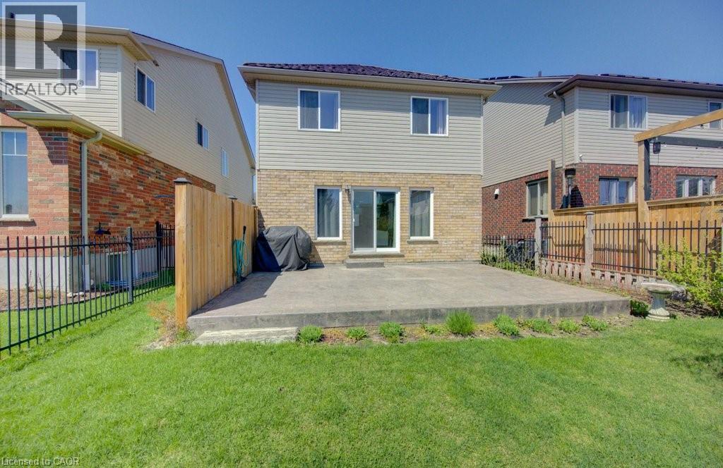 11 FREY Crescent, Kitchener, Ontario, N2E4L5 — Photo 35