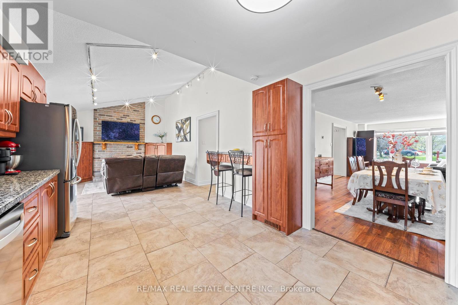 44 MIKADO CRESCENT, Brampton (Central Park), Ontario, L6S3R6 — Photo 17