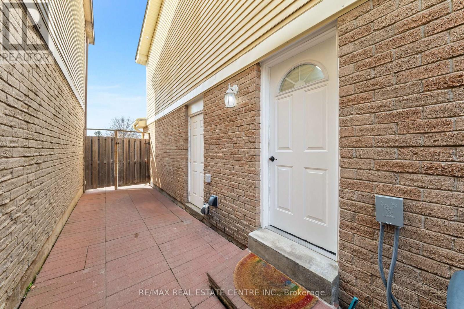 44 MIKADO CRESCENT, Brampton (Central Park), Ontario, L6S3R6 — Photo 46