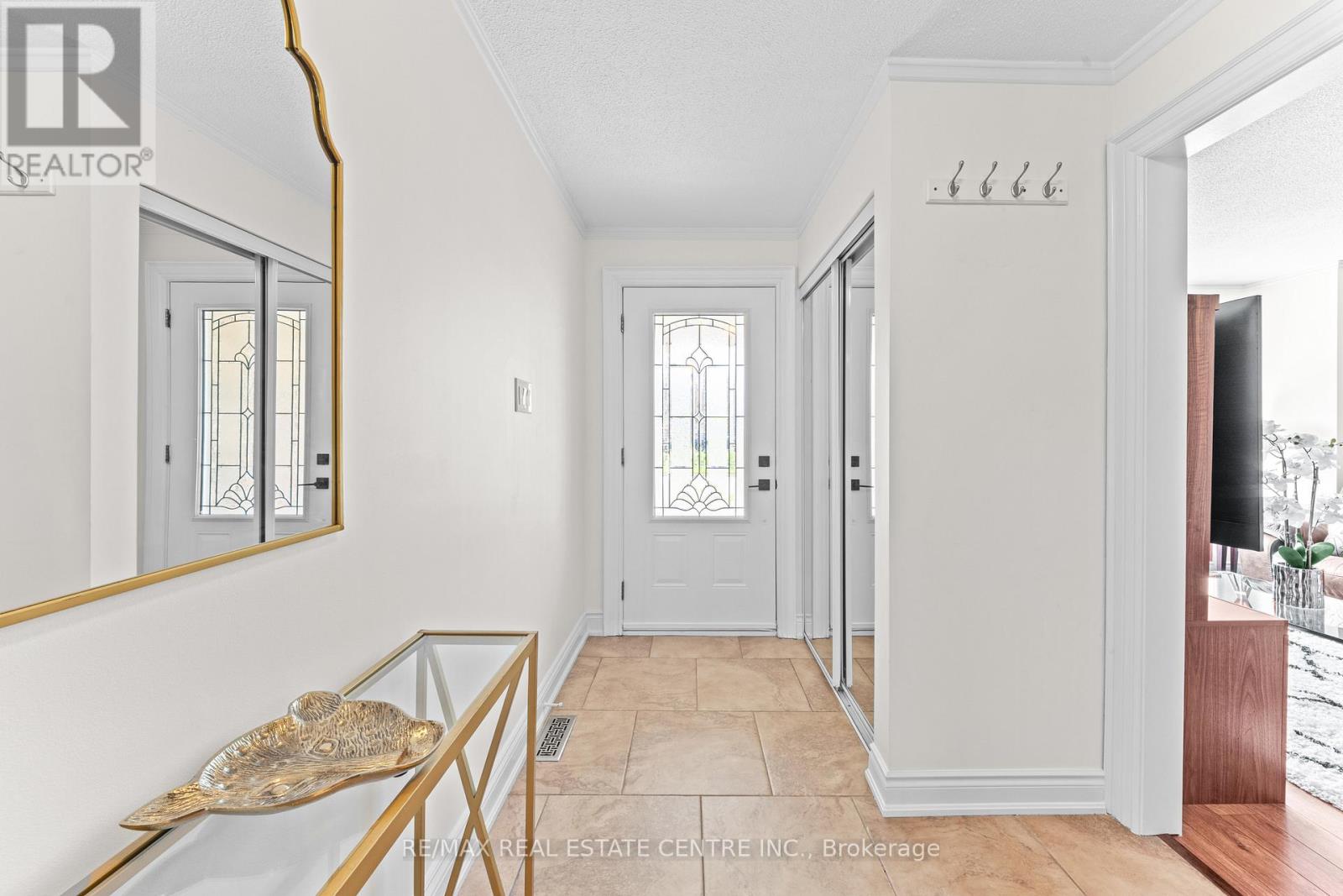 44 MIKADO CRESCENT, Brampton (Central Park), Ontario, L6S3R6 — Photo 6