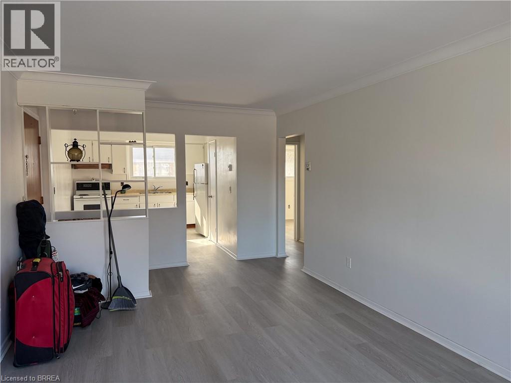 36 GRAHAM Avenue Unit# 3, Brantford, Ontario, N3T1C4 — Photo 10