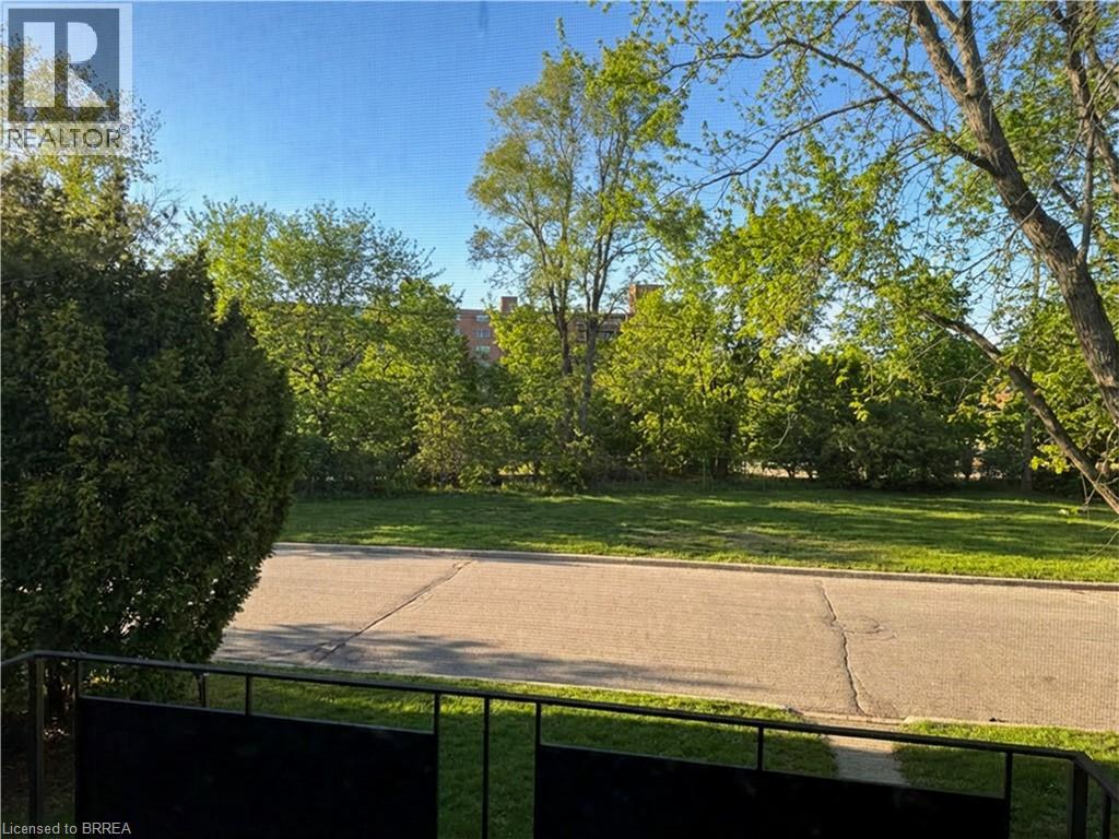 36 GRAHAM Avenue Unit# 3, Brantford, Ontario, N3T1C4 — Photo 31