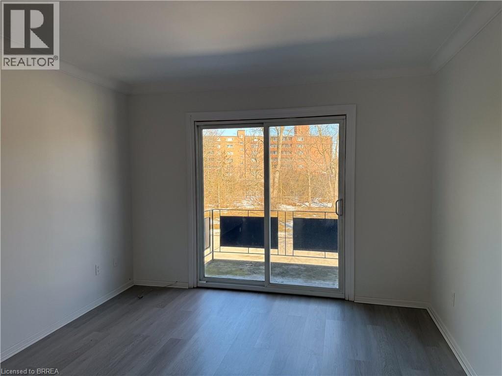 36 GRAHAM Avenue Unit# 3, Brantford, Ontario, N3T1C4 — Photo 9