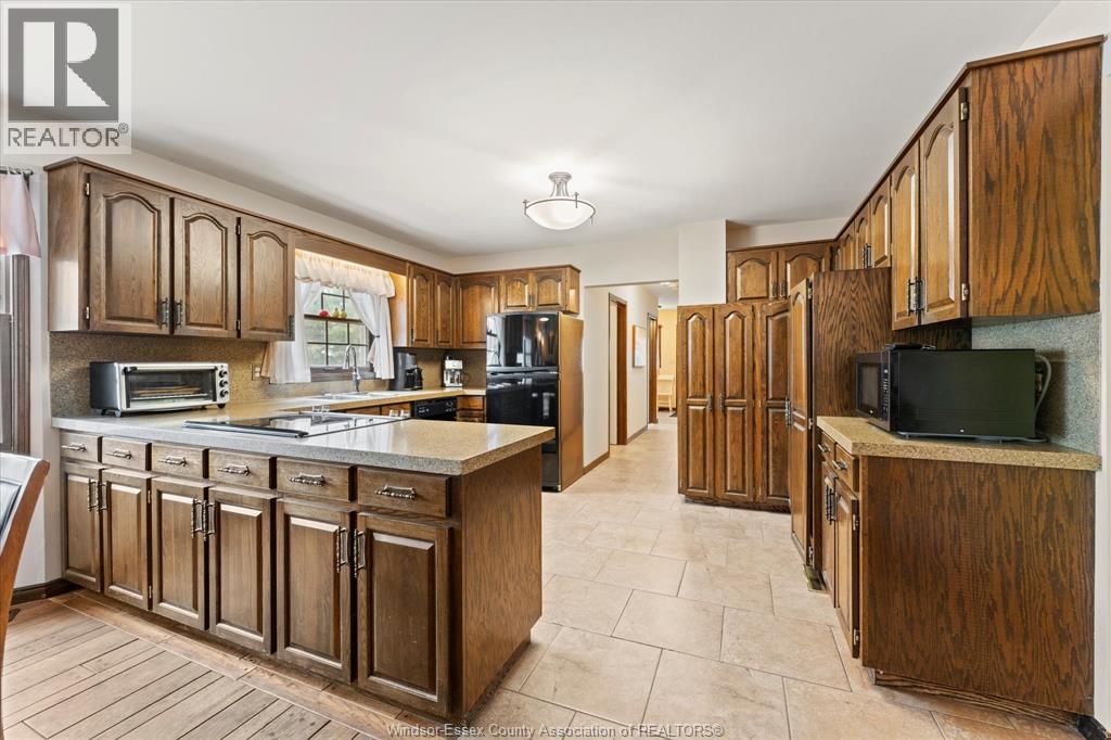 2639 Bernard, Windsor, Ontario, N8W4S5 — Photo 13