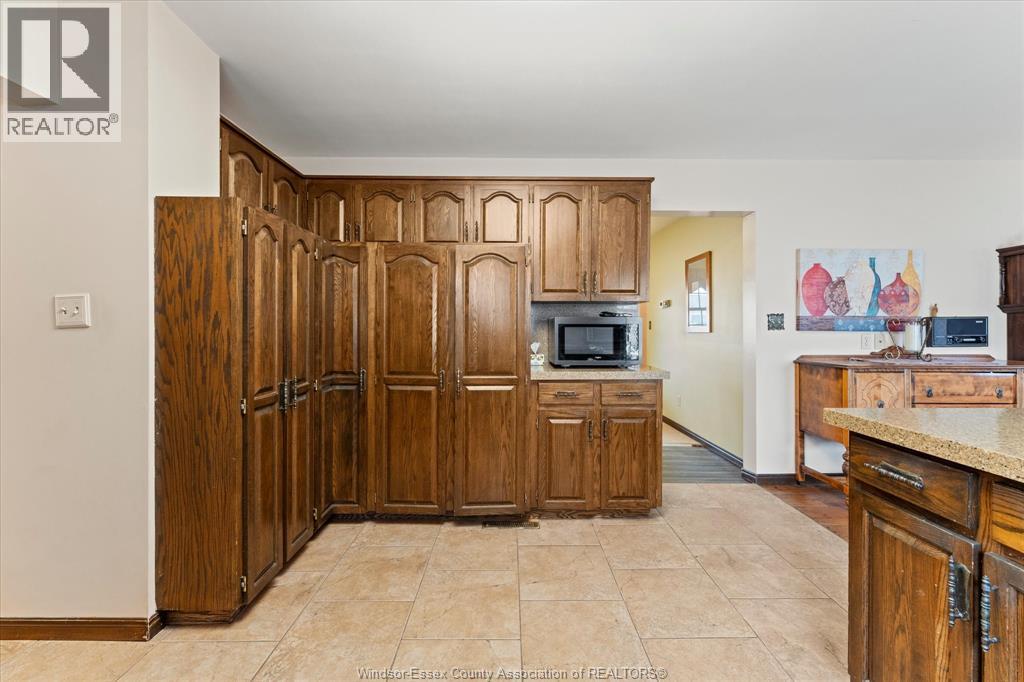 2639 Bernard, Windsor, Ontario, N8W4S5 — Photo 17