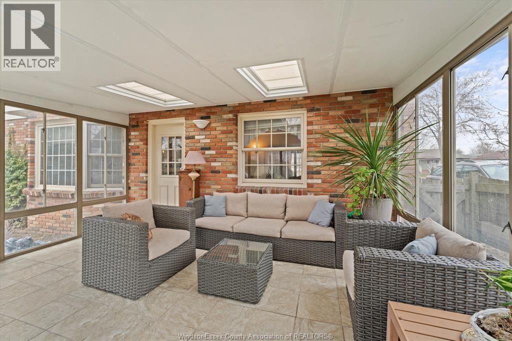 2639 Bernard, Windsor, Ontario, N8W4S5 — Photo 19