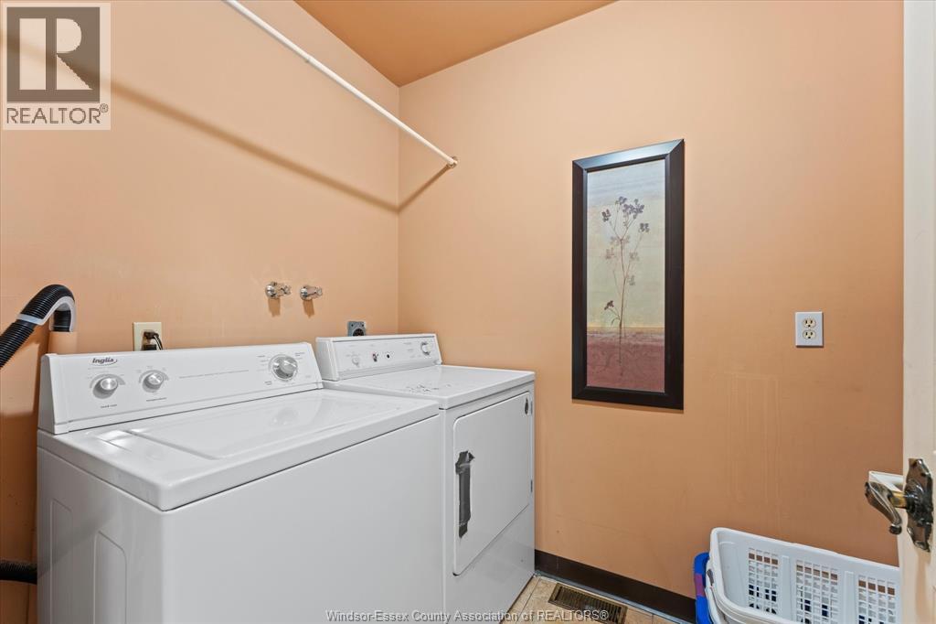 2639 Bernard, Windsor, Ontario, N8W4S5 — Photo 22