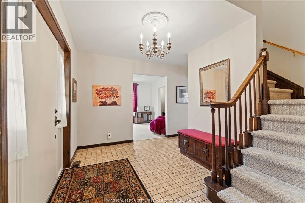 2639 Bernard, Windsor, Ontario, N8W4S5 — Photo 3
