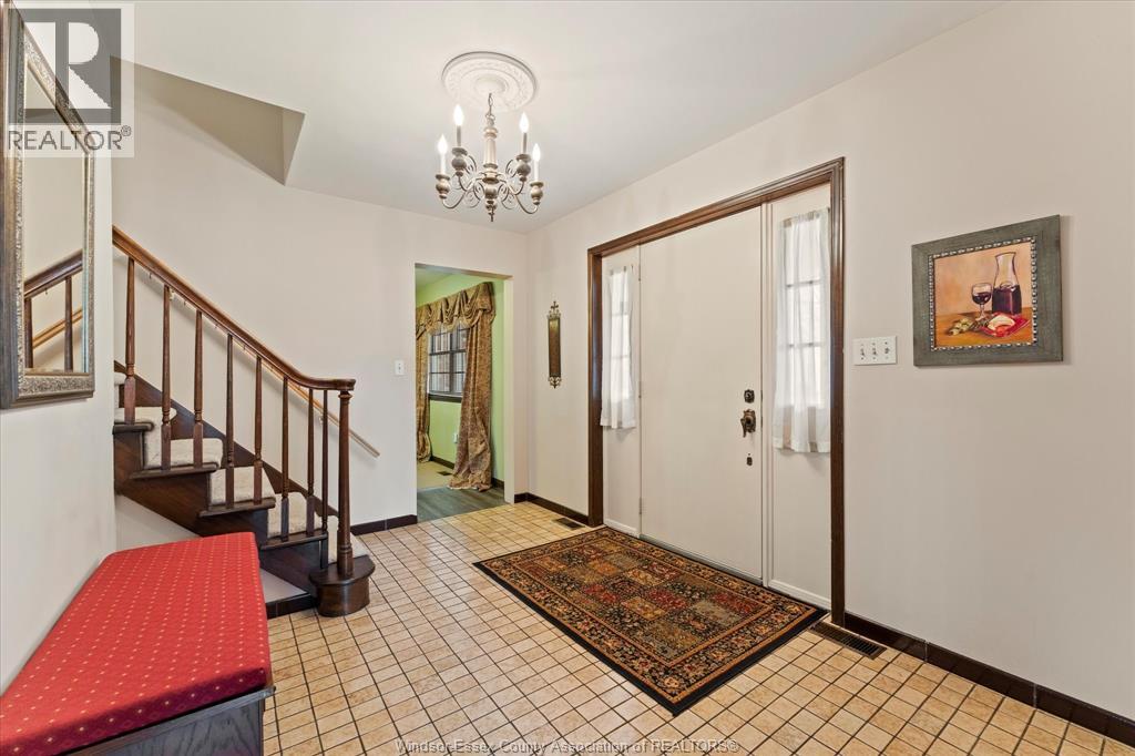 2639 Bernard, Windsor, Ontario, N8W4S5 — Photo 4
