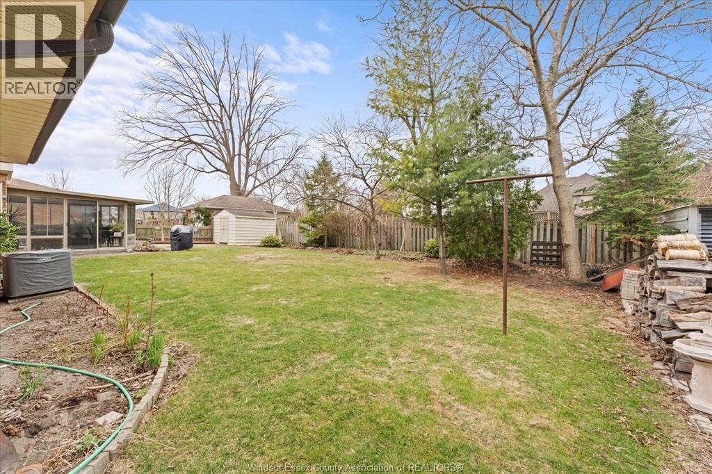 2639 Bernard, Windsor, Ontario, N8W4S5 — Photo 40