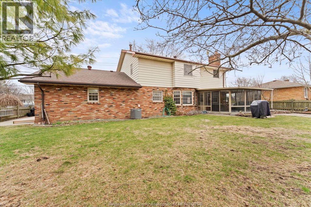 2639 Bernard, Windsor, Ontario, N8W4S5 — Photo 42