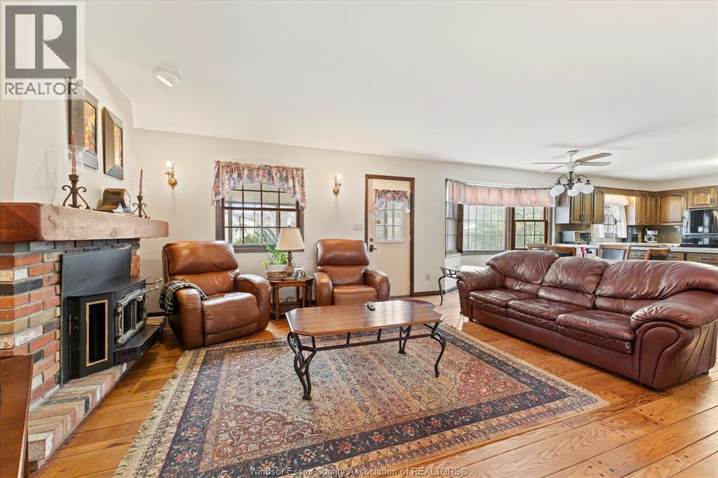 2639 Bernard, Windsor, Ontario, N8W4S5 — Photo 8