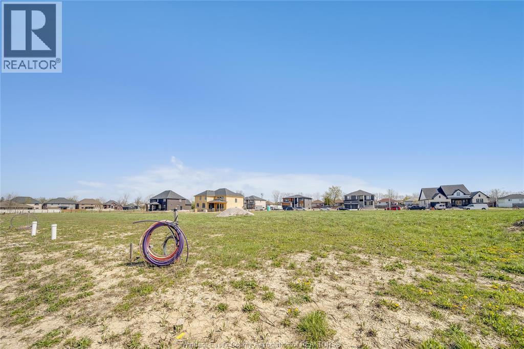 3680 FARROW AVENUE, Windsor, Ontario, N9H0B3 — Photo 8