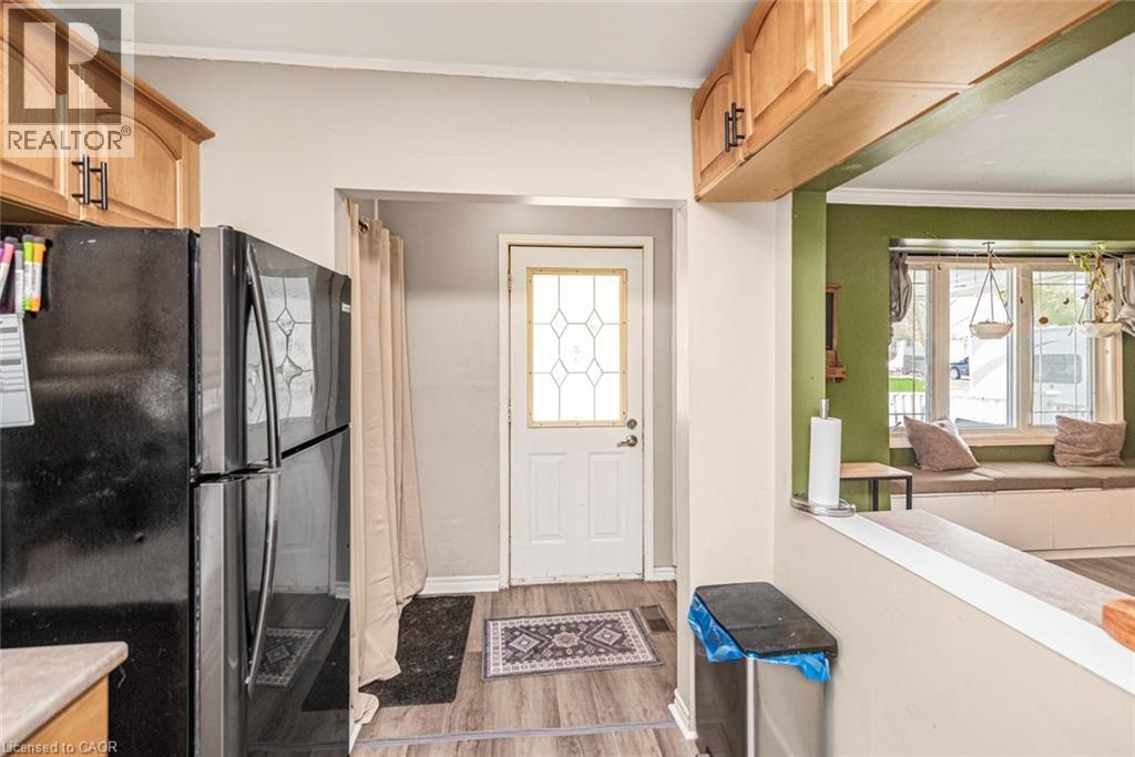 135 GLASSCO Avenue N, Hamilton, Ontario, L8H6A1 — Photo 10