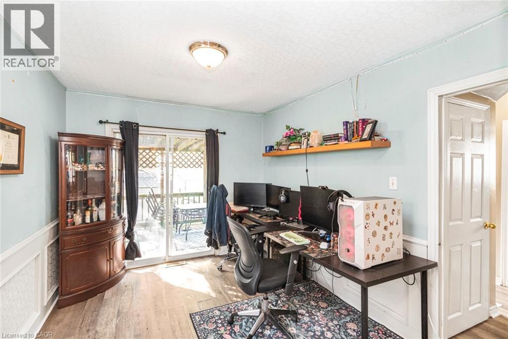 135 GLASSCO Avenue N, Hamilton, Ontario, L8H6A1 — Photo 17