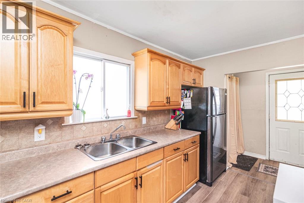 135 GLASSCO Avenue N, Hamilton, Ontario, L8H6A1 — Photo 18