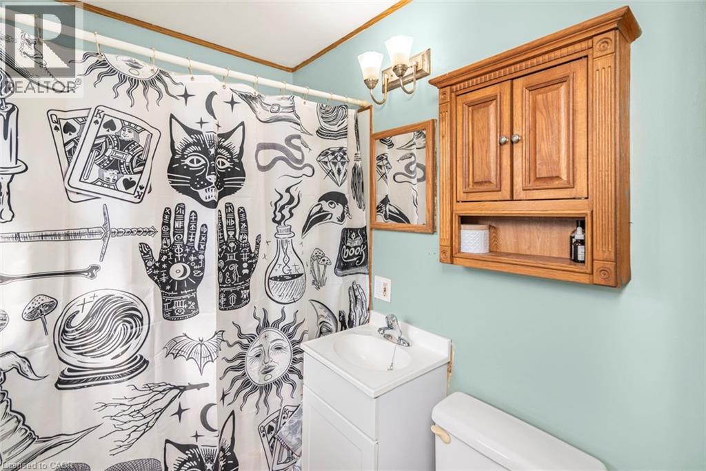 135 GLASSCO Avenue N, Hamilton, Ontario, L8H6A1 — Photo 31
