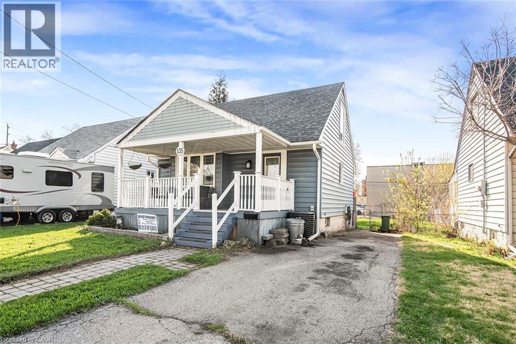 135 GLASSCO Avenue N, Hamilton, Ontario, L8H6A1 — Photo 4