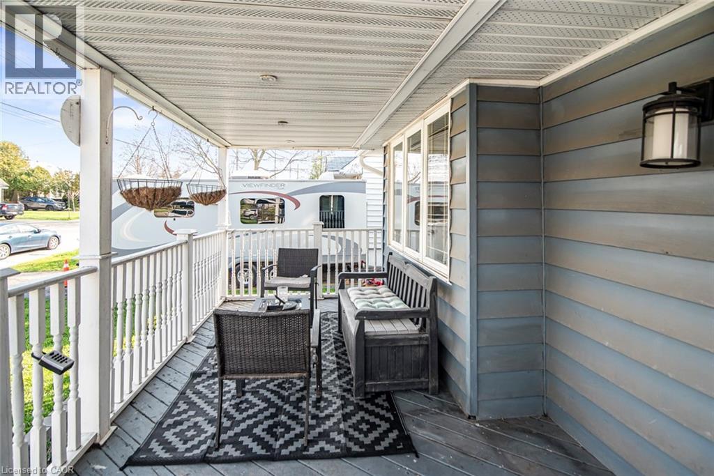 135 GLASSCO Avenue N, Hamilton, Ontario, L8H6A1 — Photo 5