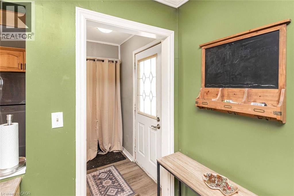 135 GLASSCO Avenue N, Hamilton, Ontario, L8H6A1 — Photo 9