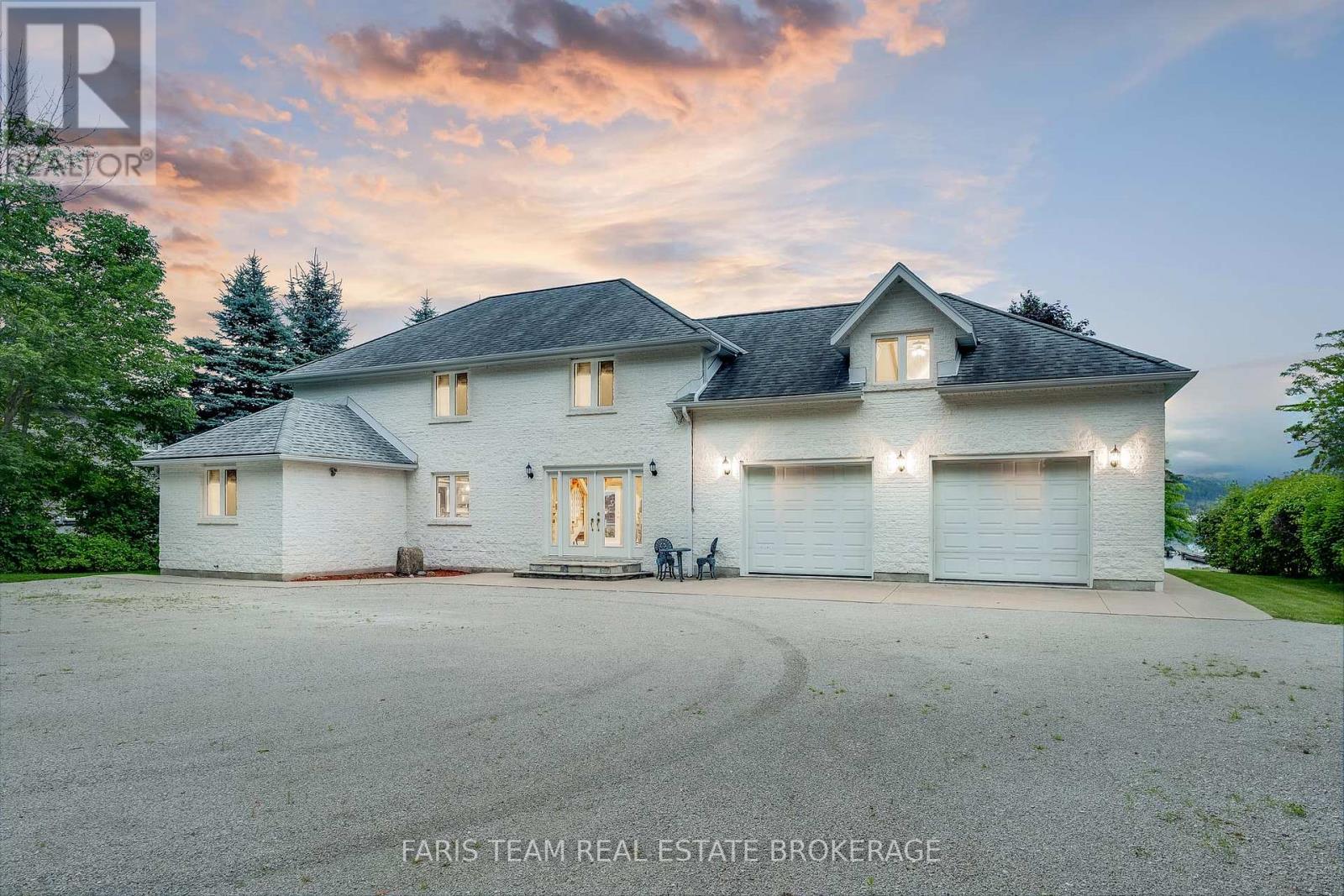 187 CHAMPLAIN ROAD, Penetanguishene, Ontario, L9M1S2 — Photo 2