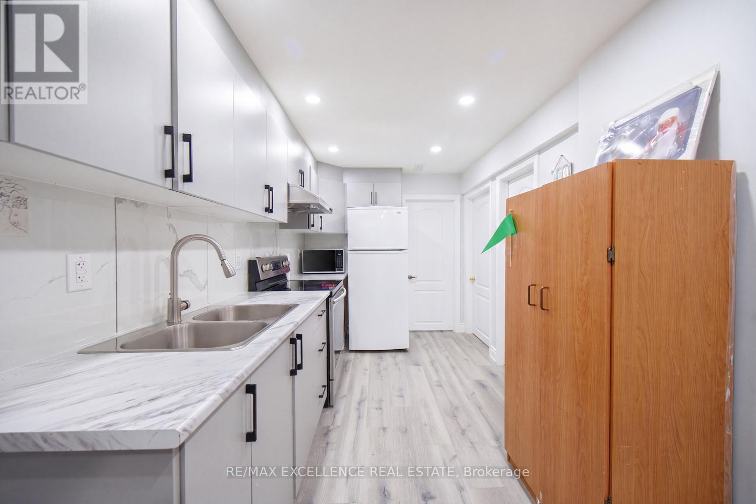 18 MANETT CRESCENT, Brampton (Brampton West), Ontario, L6X4X4 — Photo 27