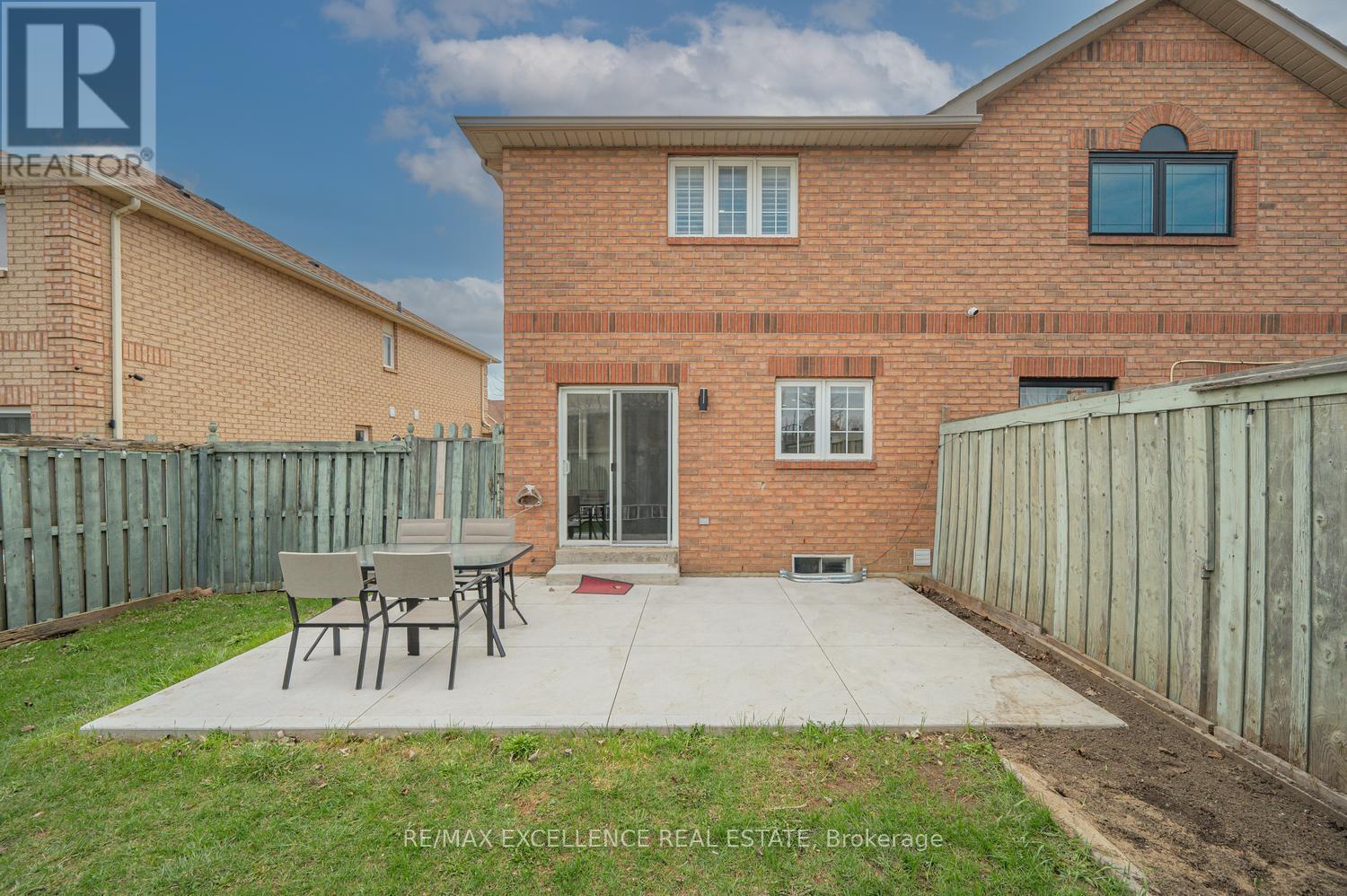 18 MANETT CRESCENT, Brampton (Brampton West), Ontario, L6X4X4 — Photo 35