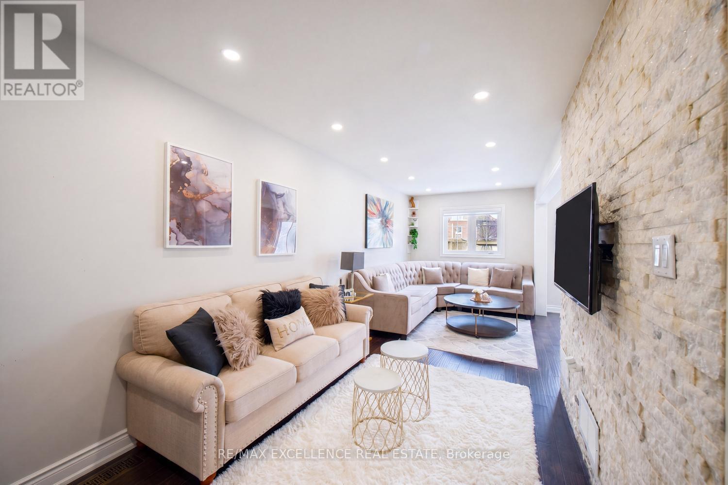 18 MANETT CRESCENT, Brampton (Brampton West), Ontario, L6X4X4 — Photo 7