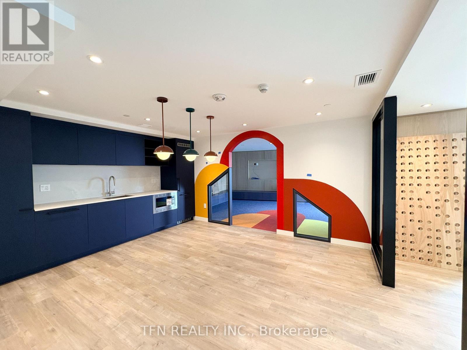 104 - 4878 POWERS COMMON, Burlington (Alton), Ontario, L7M2B4 — Photo 35