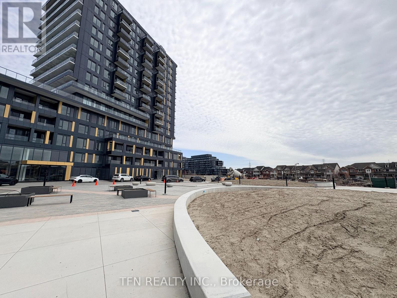 104 - 4878 POWERS COMMON, Burlington (Alton), Ontario, L7M2B4 — Photo 41