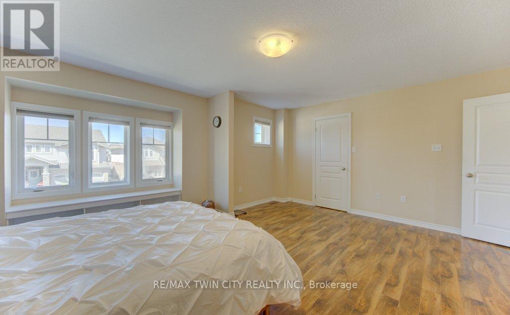 11 FREY CRESCENT, Kitchener, Ontario, N2E4L5 — Photo 32