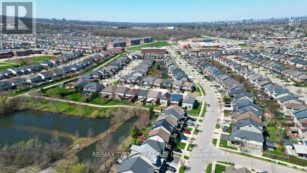 11 FREY CRESCENT, Kitchener, Ontario, N2E4L5 — Photo 46