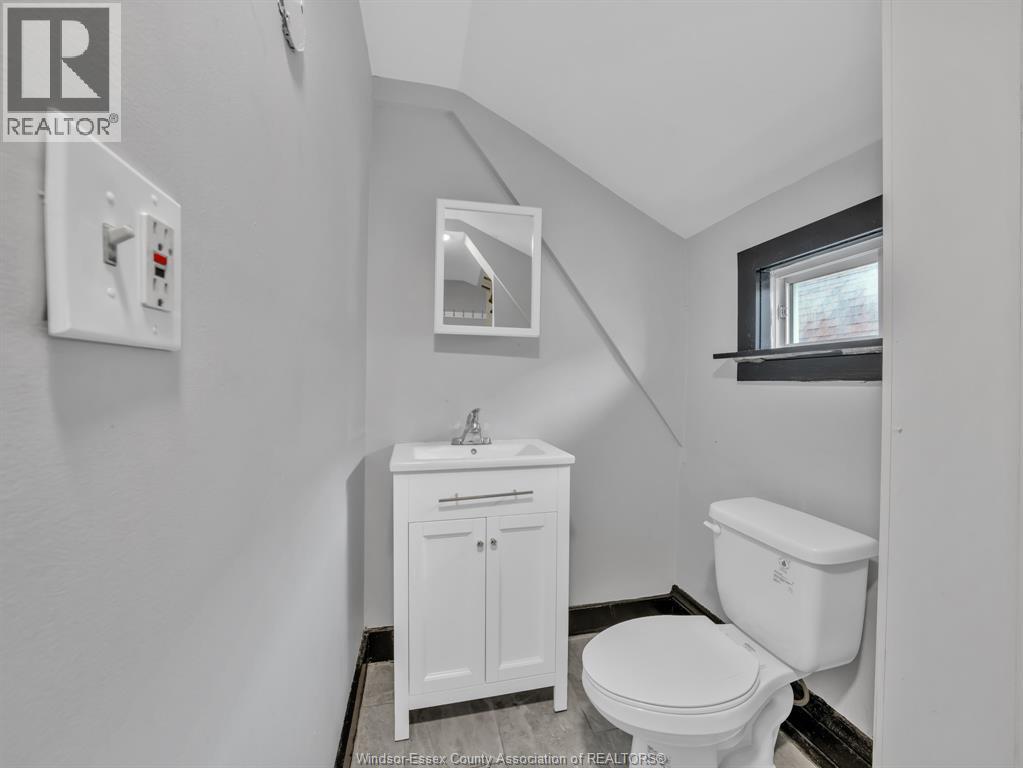 371 NEWBURY STREET, Windsor, Ontario, N9A6A1 — Photo 39