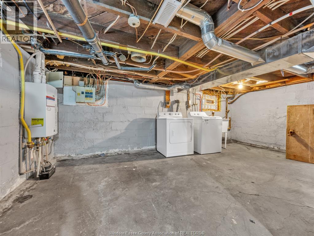 371 NEWBURY STREET, Windsor, Ontario, N9A6A1 — Photo 44