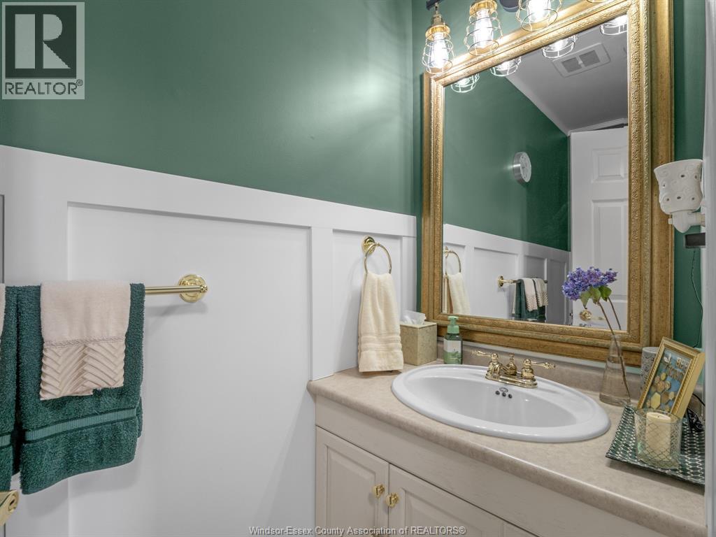 12033 ST. THOMAS CRESCENT, Tecumseh, Ontario, N8N3V6 — Photo 14