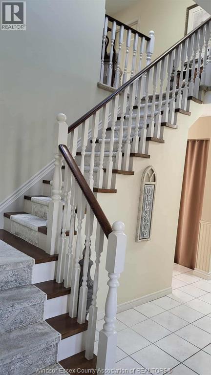 12033 ST. THOMAS CRESCENT, Tecumseh, Ontario, N8N3V6 — Photo 16