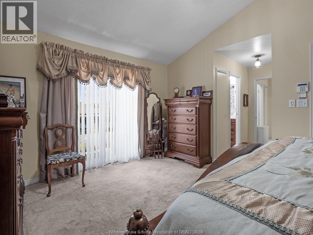 12033 ST. THOMAS CRESCENT, Tecumseh, Ontario, N8N3V6 — Photo 24