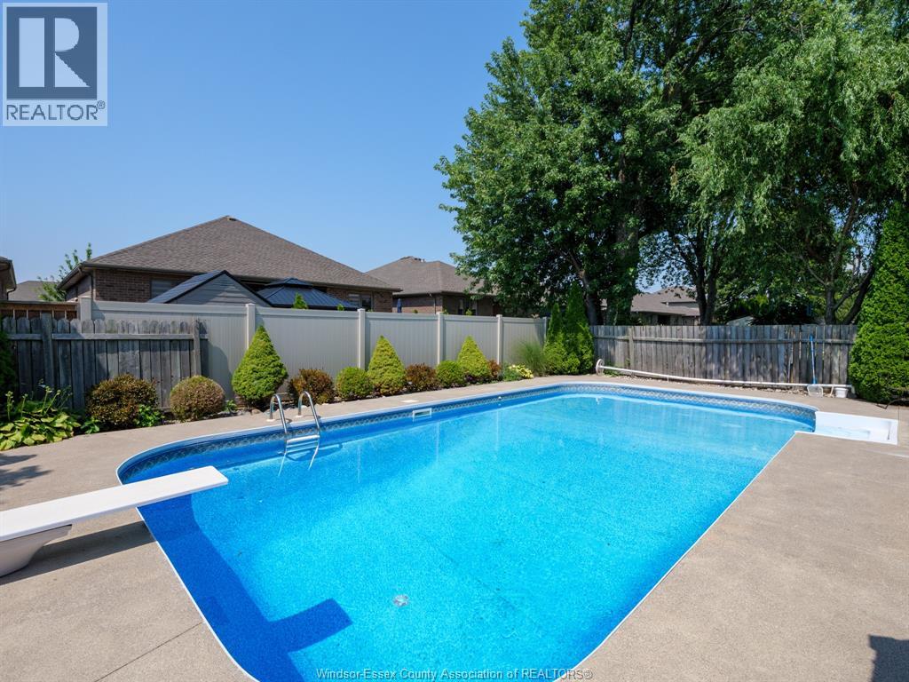 12033 ST. THOMAS CRESCENT, Tecumseh, Ontario, N8N3V6 — Photo 33