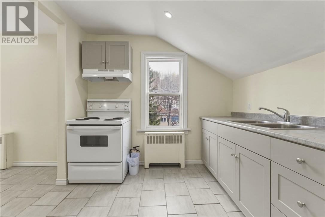 163 Kathleen Street, Sudbury, Ontario, P3C2L7 — Photo 11