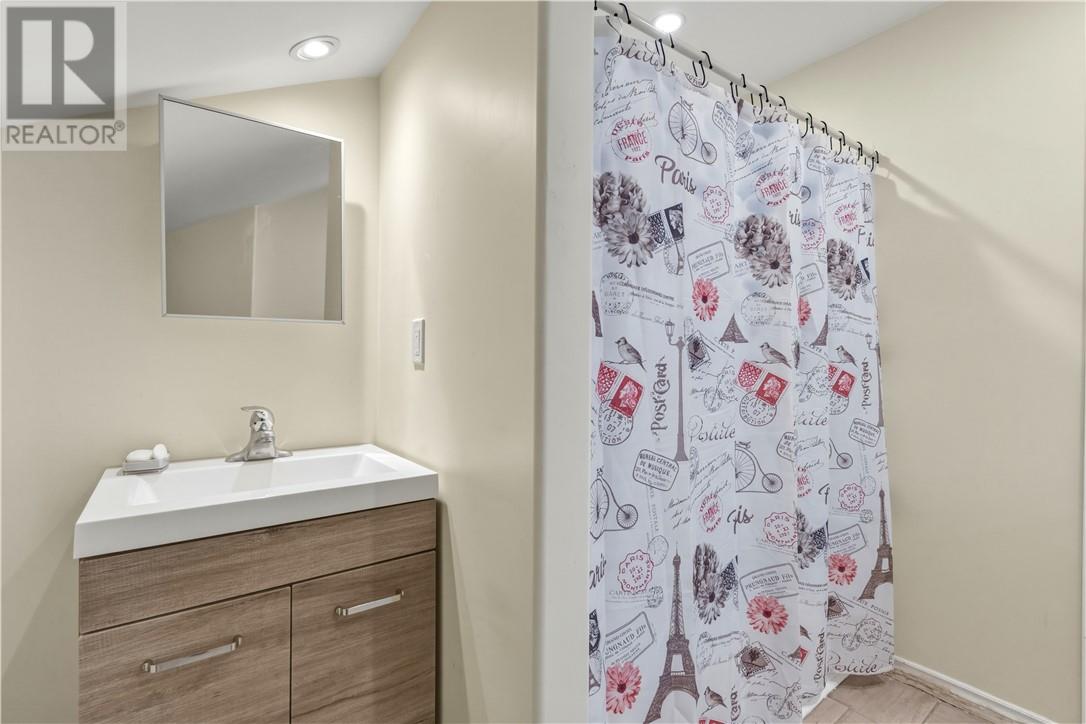 163 Kathleen Street, Sudbury, Ontario, P3C2L7 — Photo 6