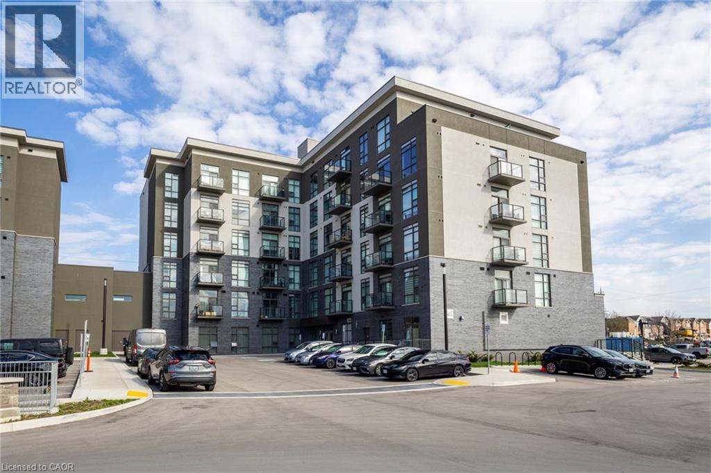 10 MALLARD Trail Unit# 438, Waterdown, Ontario, L8B2A7 — Photo 2