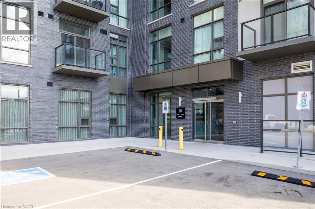 10 MALLARD Trail Unit# 438, Waterdown, Ontario, L8B2A7 — Photo 5