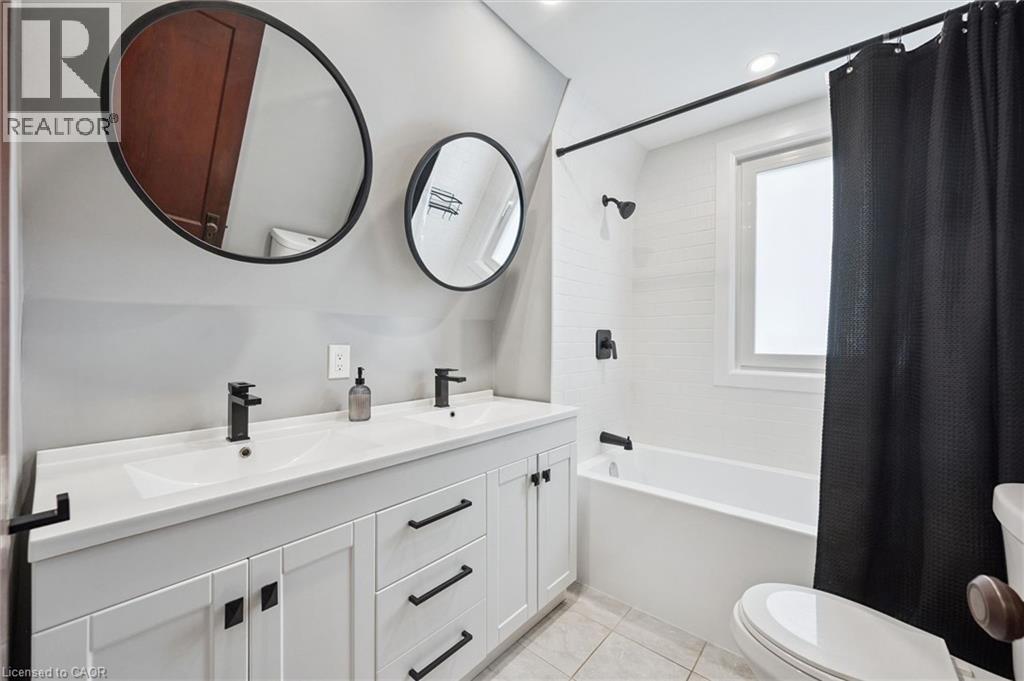 156 NORFOLK Street, Stratford, Ontario, N5A3Y9 — Photo 12