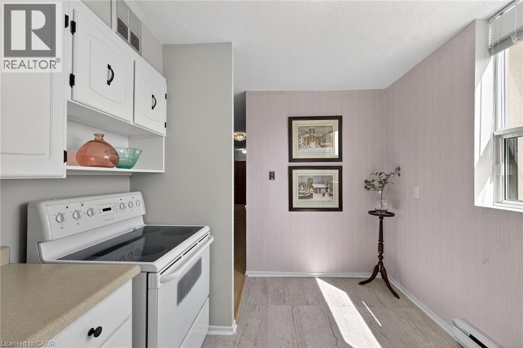 700 DYNES Road Unit# 904, Burlington, Ontario, L7N3M2 — Photo 10