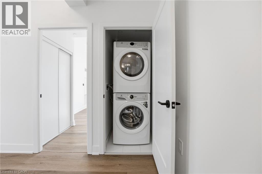 2088 JAMES Street Unit# 908, Burlington, Ontario, L7R0H2 — Photo 14