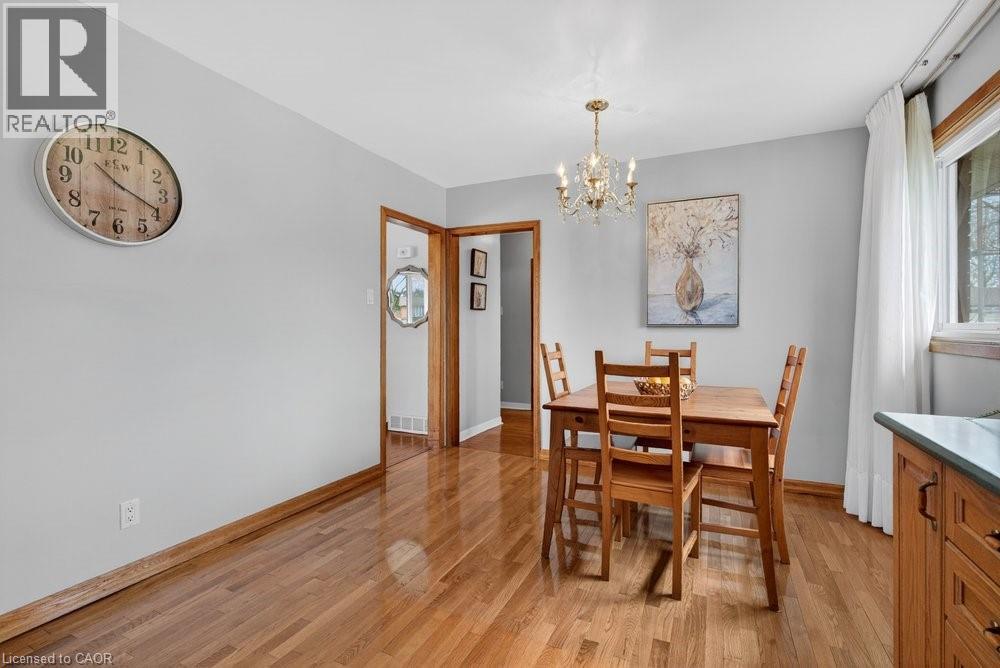 1502 BARKER Avenue, Burlington, Ontario, L7P2R4 — Photo 13