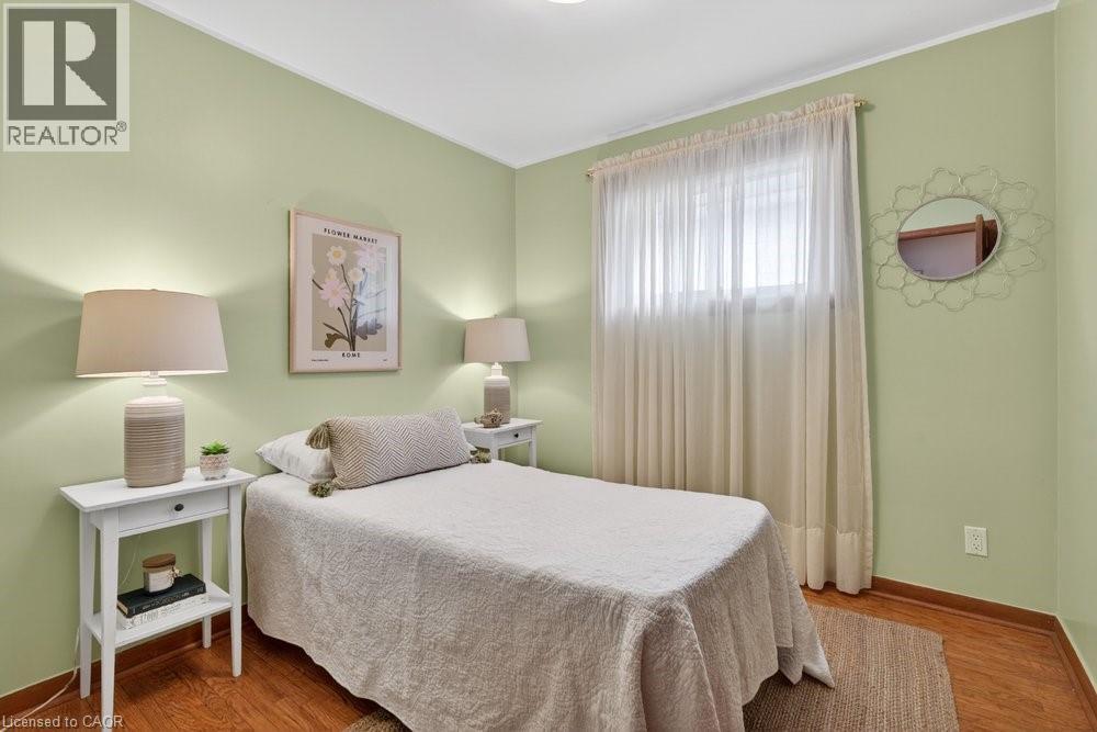 1502 BARKER Avenue, Burlington, Ontario, L7P2R4 — Photo 19