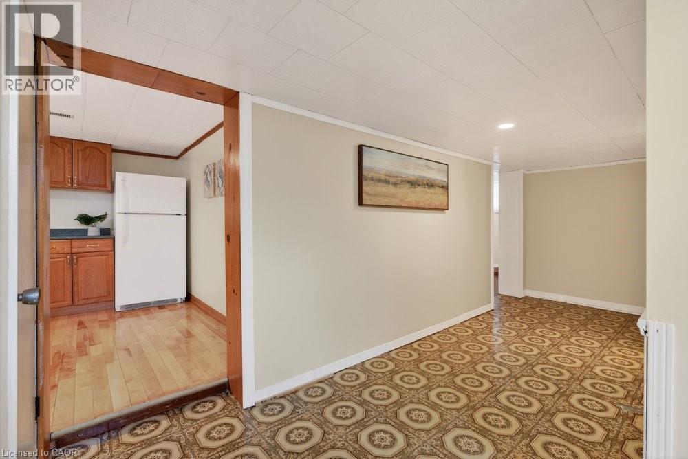 1502 BARKER Avenue, Burlington, Ontario, L7P2R4 — Photo 22